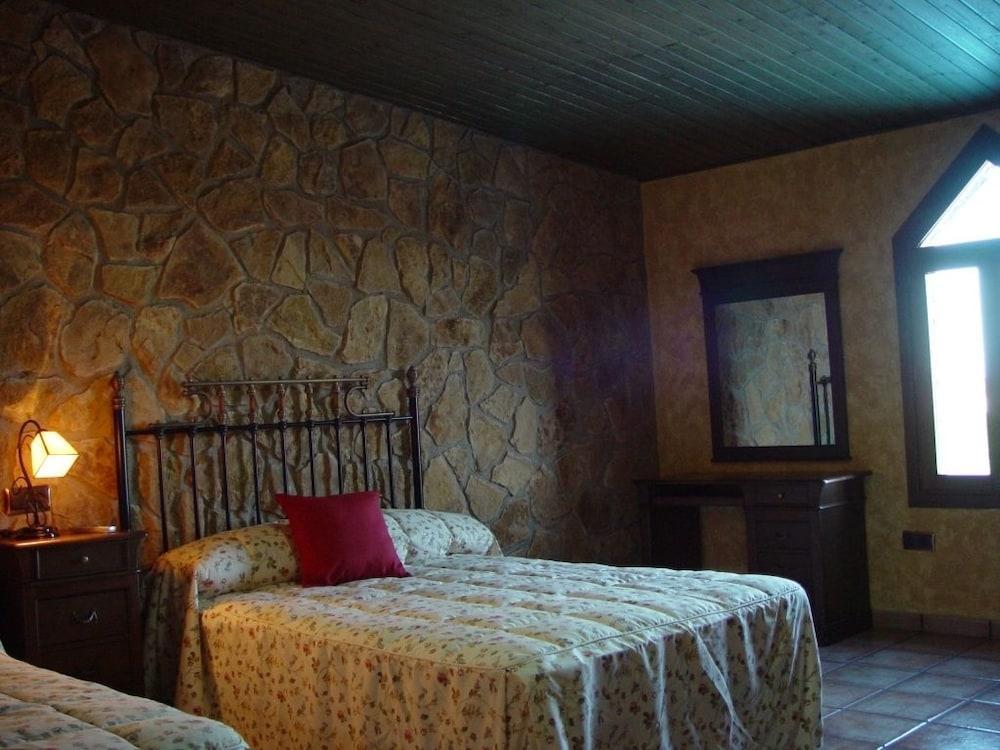 Hotel Vinedos Y Bodegas El Castillo Villarrobledo Eksteriør billede